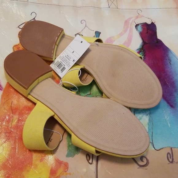 YELLOW SUEDE SLIP ONS - CLEARANCE - Picture 3 of 6
